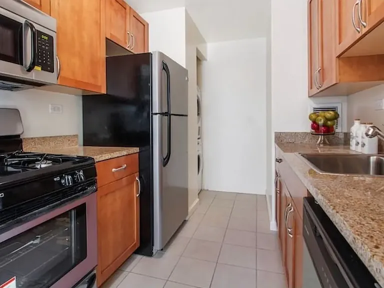 35 W 33rd St #24F — Photo 3