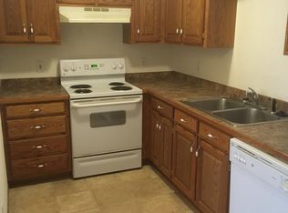 1400 E Bond St APT B, Monett, MO 65708