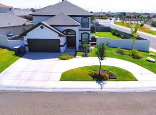 301 Ladera Dr, Laredo, TX 78045