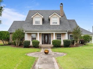 6626 Petite Meadow Rd, Lake Charles, LA 70605