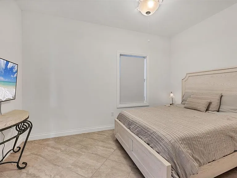 8111 Lakewood Main St #305 — Photo 16