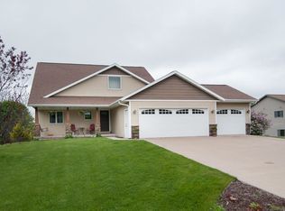 W7758 Van Dunk Pl, Holmen, WI 54636