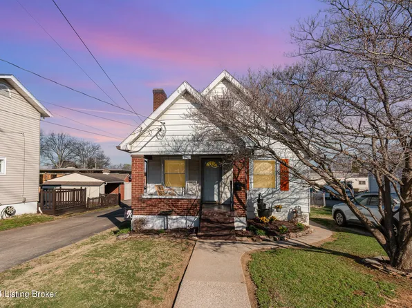 935 Clarks Ln, Louisville, KY 40217