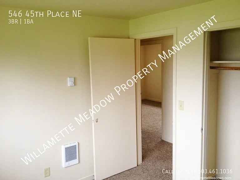 546 45th Pl NE — Photo 10