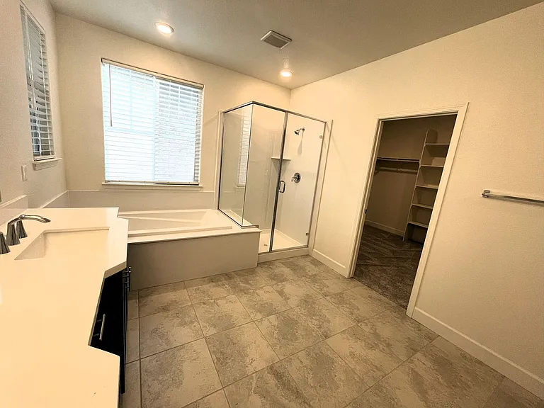4650 Scenic Vista Dr — Photo 12