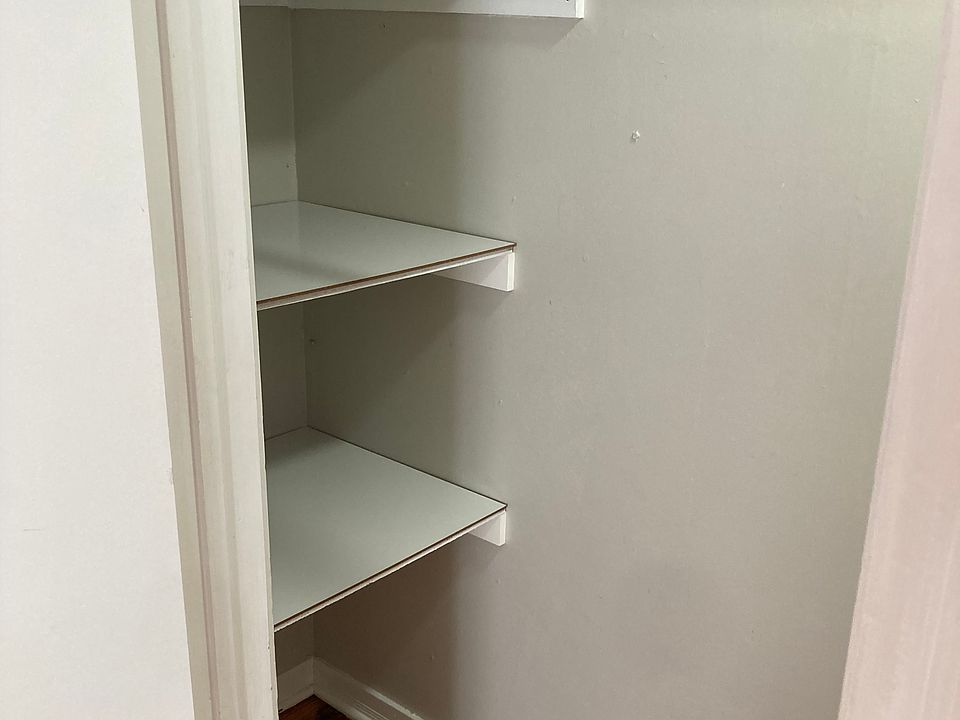 Bedroom Closet (In both bedrooms)