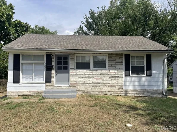 323 Crawford Rd, Saint Louis, MO 63137