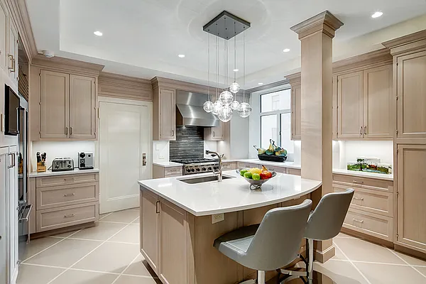 Sold by Fox Residential Group | media 21