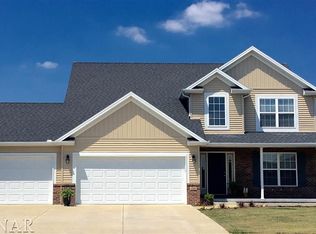 1515 Olmsted Rd, Normal, IL 61761