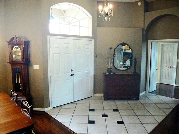 3rd image of 1350 Shady Knoll Ct