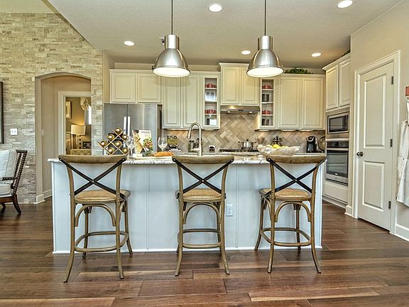 The Jewell - Kitchen