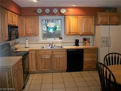 3rd image of 27729 Marquette Blvd
