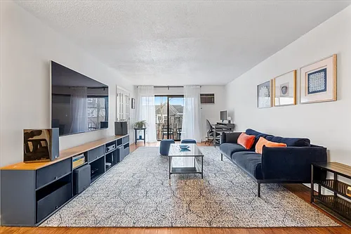 555 Central Park Ave #109 Photo 1