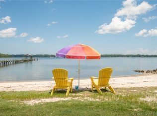 8763 Freewelcome Ln W, Gloucester, VA 23061