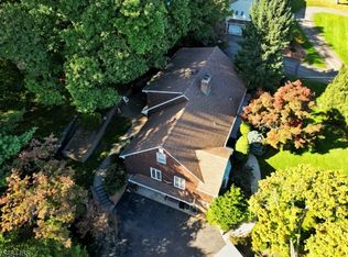 26 Faber Dr, Hawthorne Boro, NJ 07506