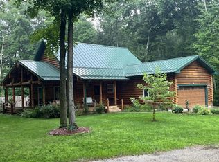 8676 S Beech Ave, Howard City, MI 49329