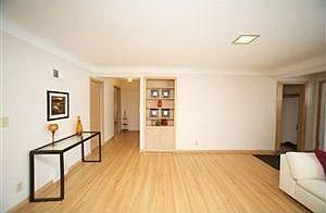 4th image of 1307 Birmingham St