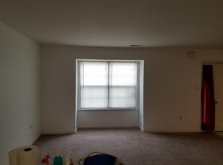 98 Sandybrook Dr, Langhorne, PA 19047