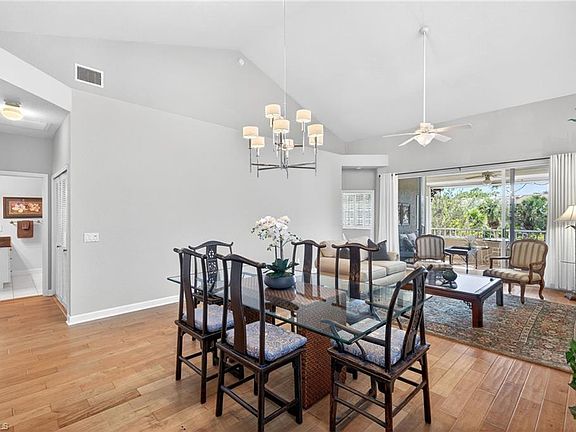 5th image of 25200 Goldcrest DR #523