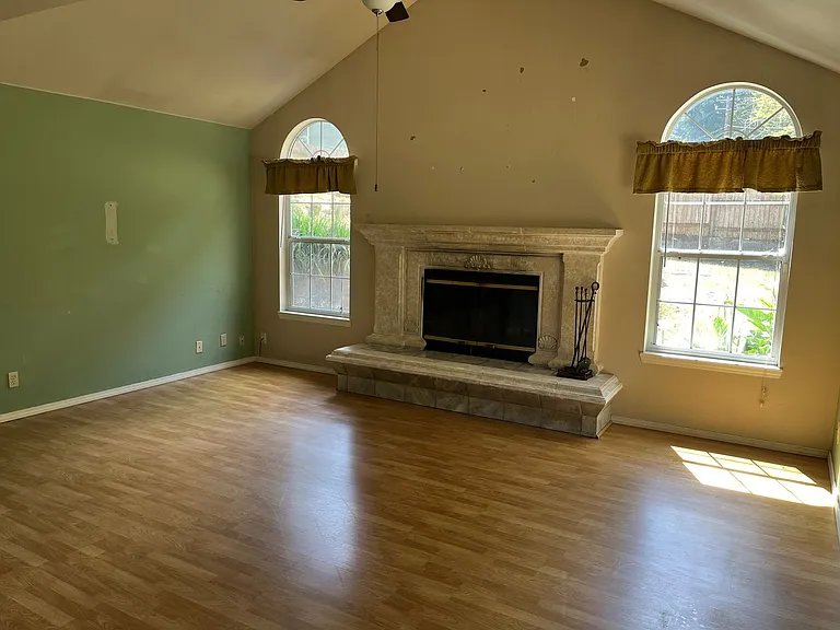 7025 London Dr — Photo 37