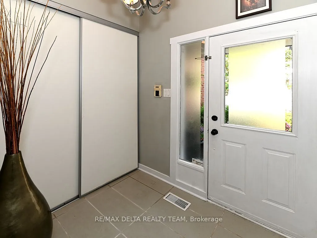 3 bed, $2,850 — Photo 3