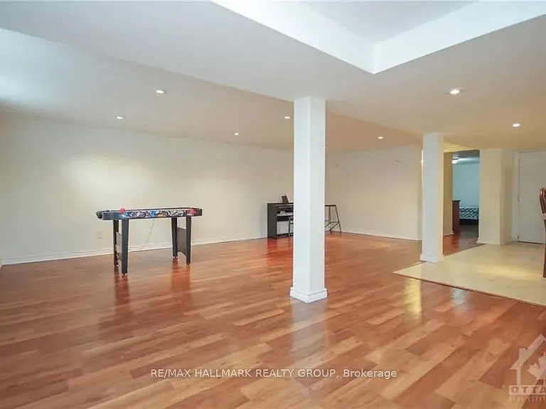 45 Hilliard Ave — Photo 10