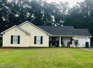 17 Cameron Dr, Yemassee, SC 29945