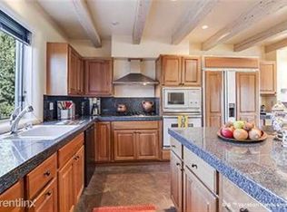 152 Barranca Rd, Santa Fe, NM 87501