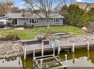 1866 Cliffview Ct, Oshkosh, WI