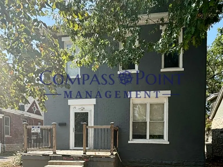 170 E Loudon — Photo 1