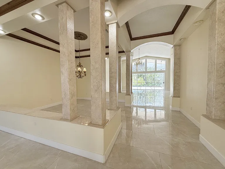 1024 Hagen Dr — Photo 4