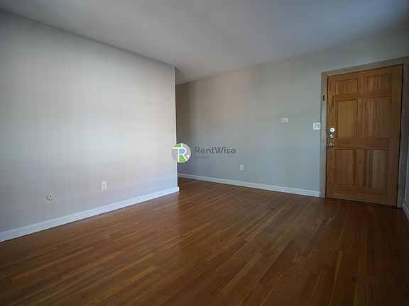 3rd image of 649 Washington St #7