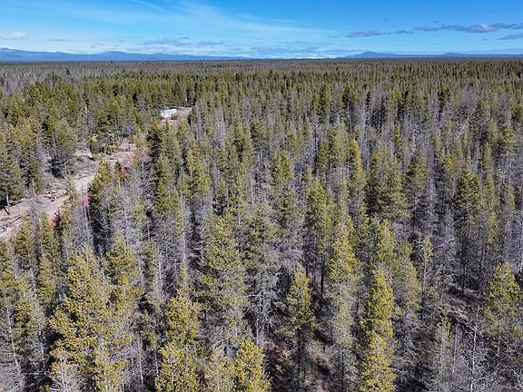 3rd image of Scott View Dr