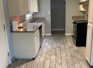 1641 Cherry Ln, Clovis, CA 93612