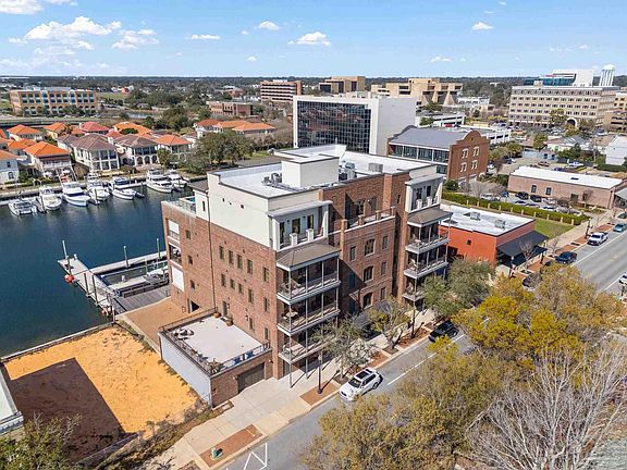 3rd image of 701 S Palafox St #3B