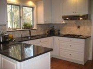 20226 Wellesley St, Beverly Hills, MI 48025