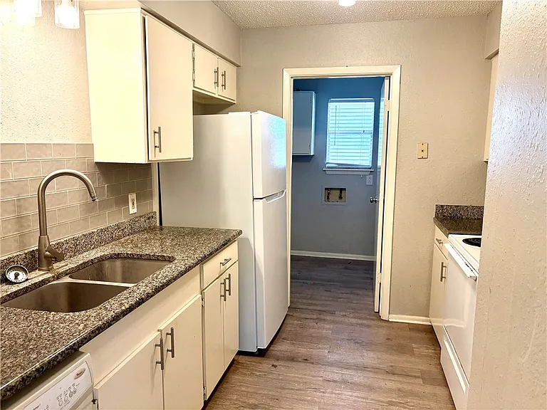 865 Quetzal St #3 — Photo 3