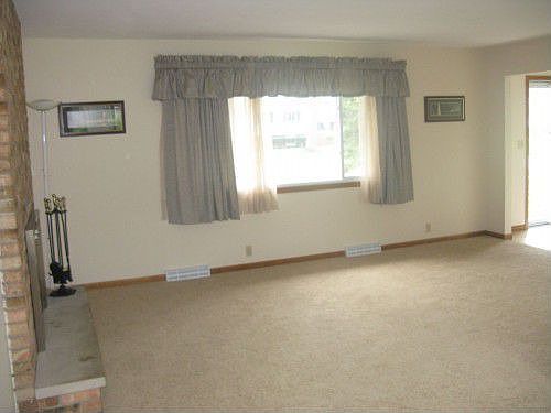 4th image of 18195 Amberly Ln