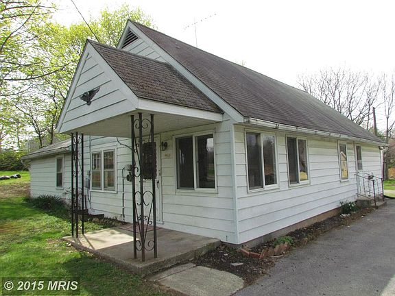Exterior (Front)