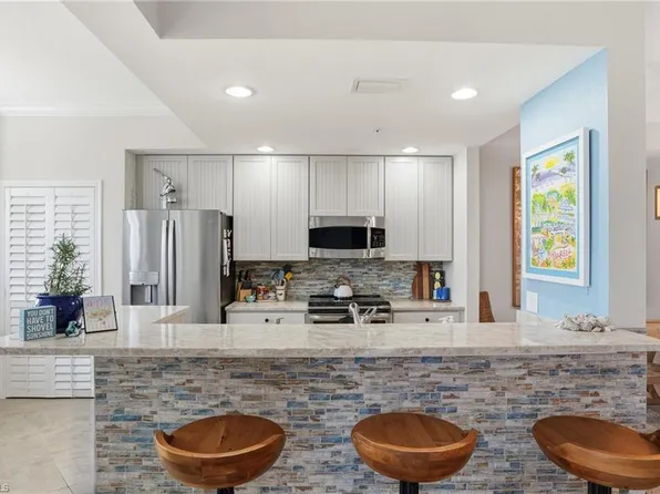 9715 Acqua CT #113, NAPLES, FL 34113