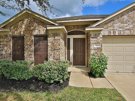 2nd image of 3814 Acacia Wood Way