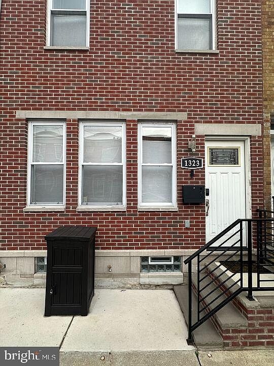 1st image of 1323 S 17th St