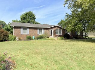 412 Winwood Dr, Lebanon, TN 37087