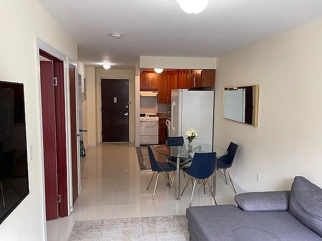 84-11 Lander Street — Photo 3