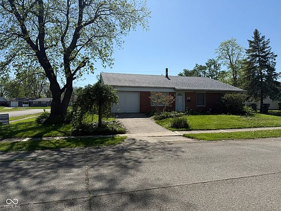 2nd image of 2403 N Eastwood Dr