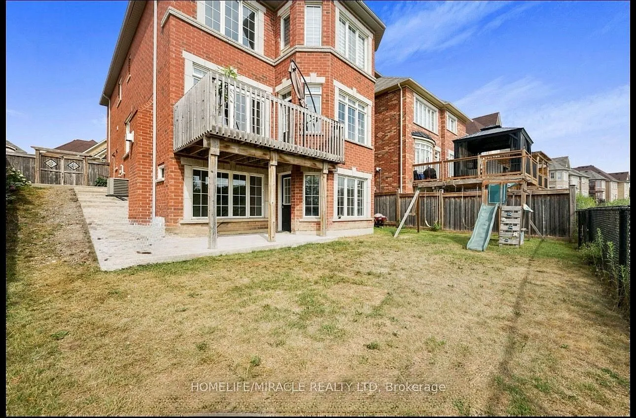 3 bed, $2,100 — Photo 2