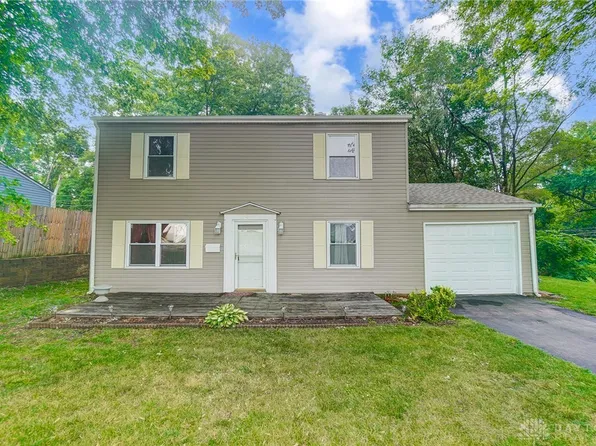 804 Cliffside Dr, New Carlisle, OH 45344