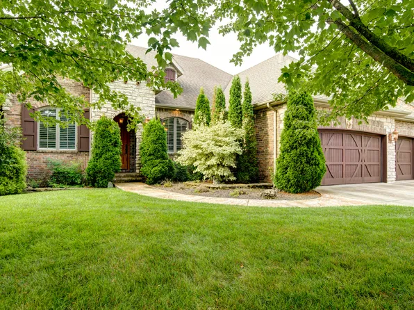 2732 E Woodford Street, Springfield, MO 65804