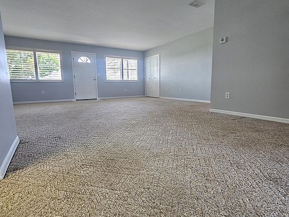 5th image of 2792 Nautilus Dr