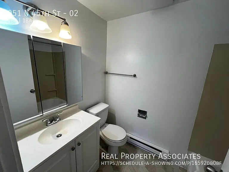 951 N 45th St #2 — Photo 9